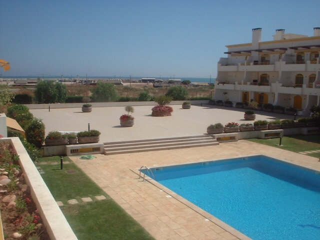 Vilamoura apartement pool